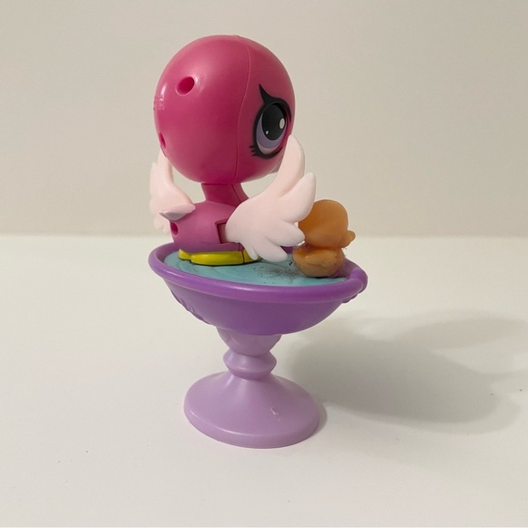 Hasbro Littlest Pet Shop Swan Magic Motion Splashin Swan Bath LPS - Picture 4 of 10